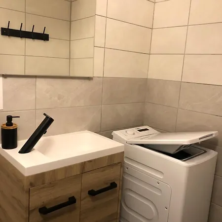 Maison Proche Du Centre - Mitoyenne * Saint-Die-des-Vosges